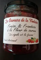 Confiture de fraises et framboises à la fleur de sureau