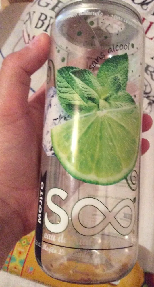 Eau de fruits pétillante