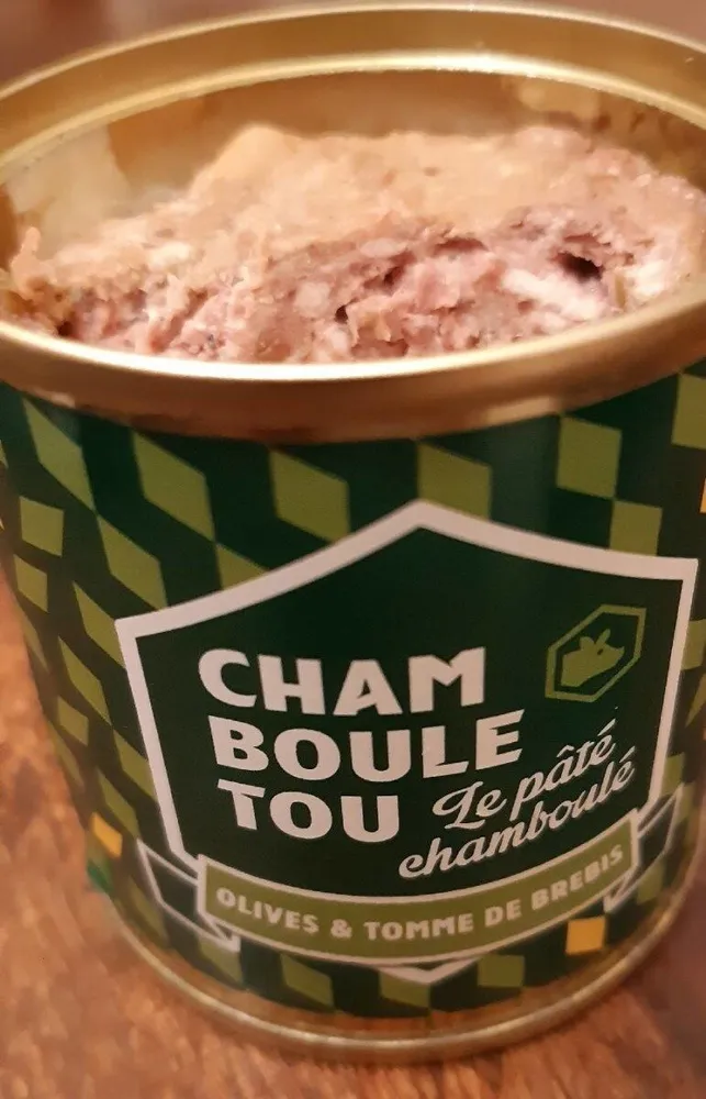 Paté, olive et tomme de brebis
