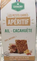 Les Petits carrés apéritif ail-cacahuète