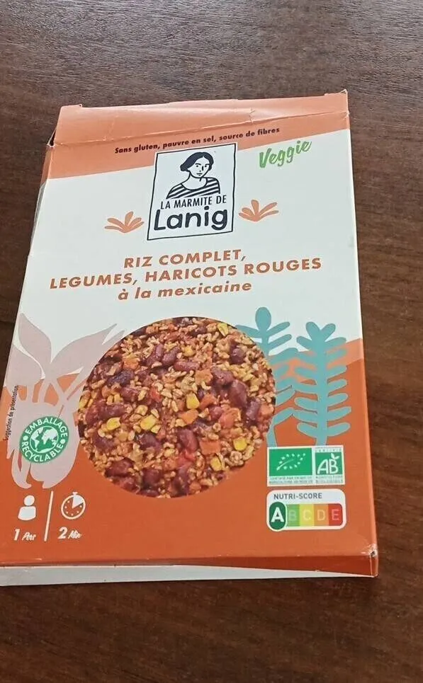 Riz complet, légumes, haricots rouges à la mexicaine