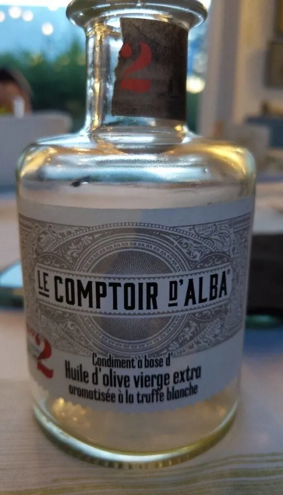 Huile d'olive vierge extra aromatisé a la truffe blanche