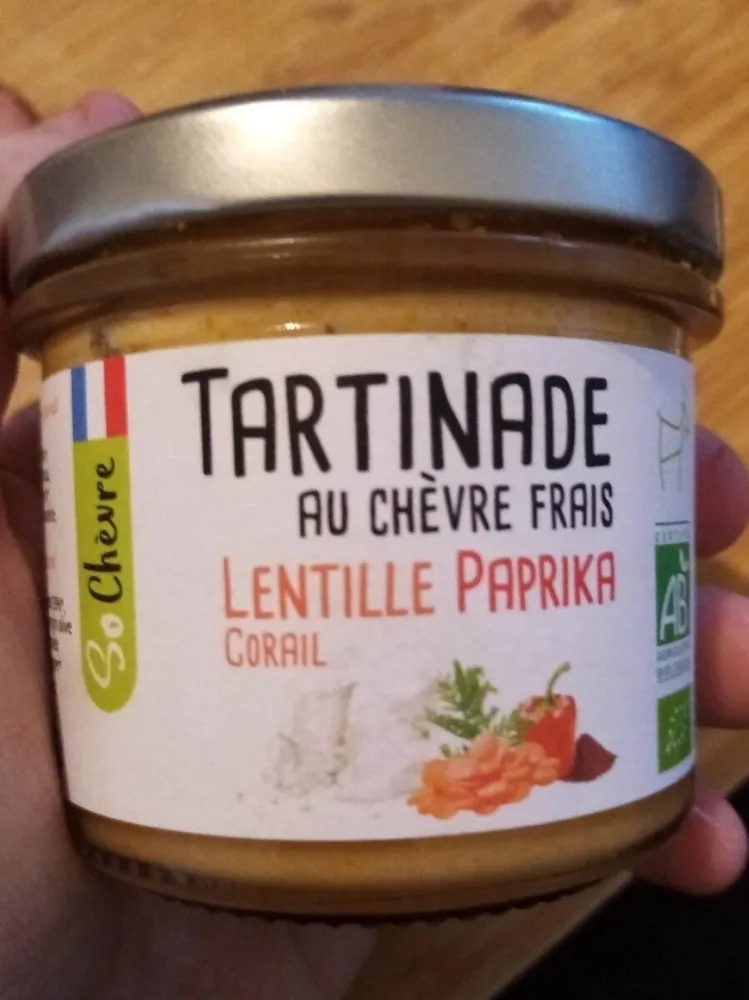 Tartinade au chèvre frais, lentilles corail et paprika