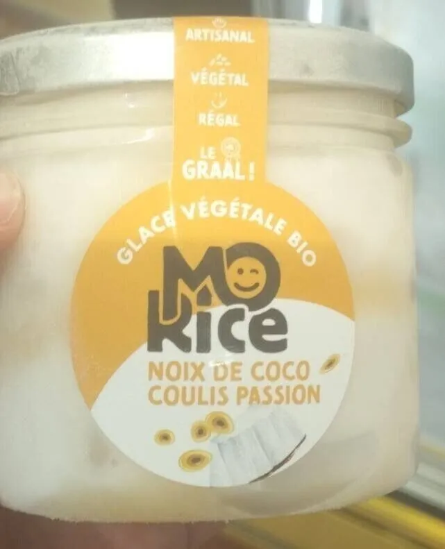 Glace noix de coco coulis passion