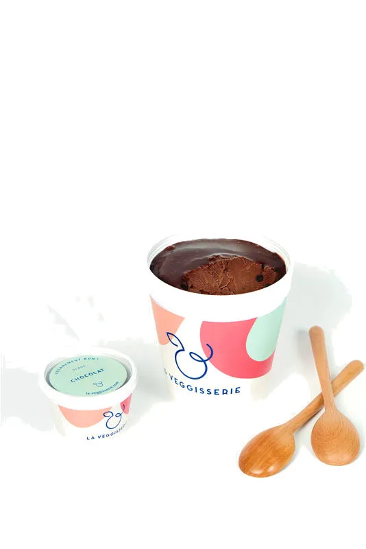 Glace Chocolat, éclats de Chocolat, sauce Chocolat