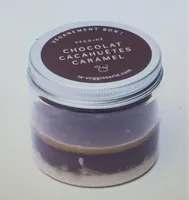 Dessert patissier chocolat cacahuetes caramel