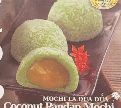 Coconut pandan mochi