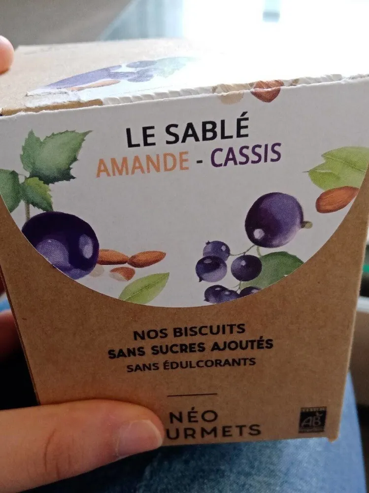 Le sable amande / cassis