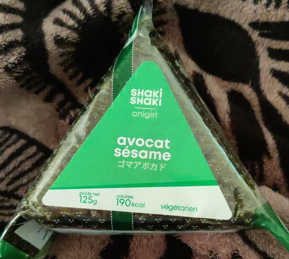 Onigiri avocat sésame