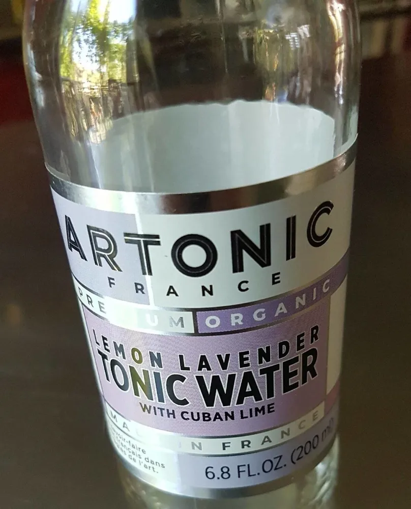 Lemon lavande tonic water