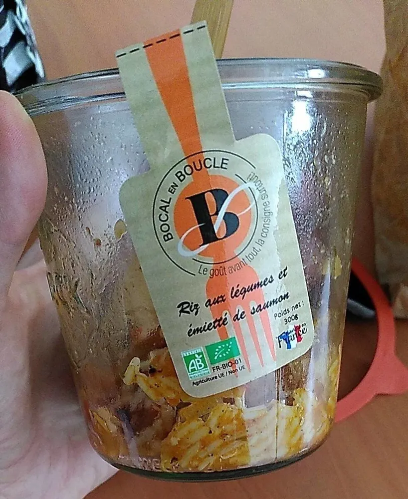 Riz au légumes et émietté de saumon