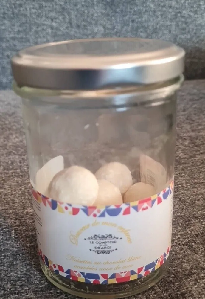 Noisettes au chocolat blanc enrobées noix de coco