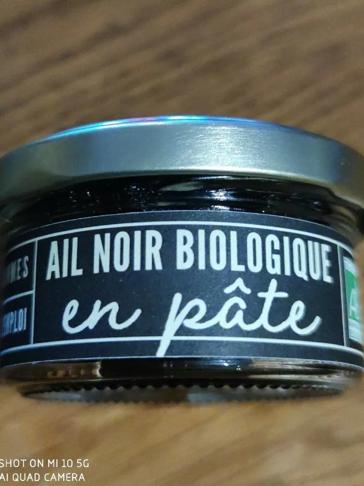 Pâte à l'ail noir bio