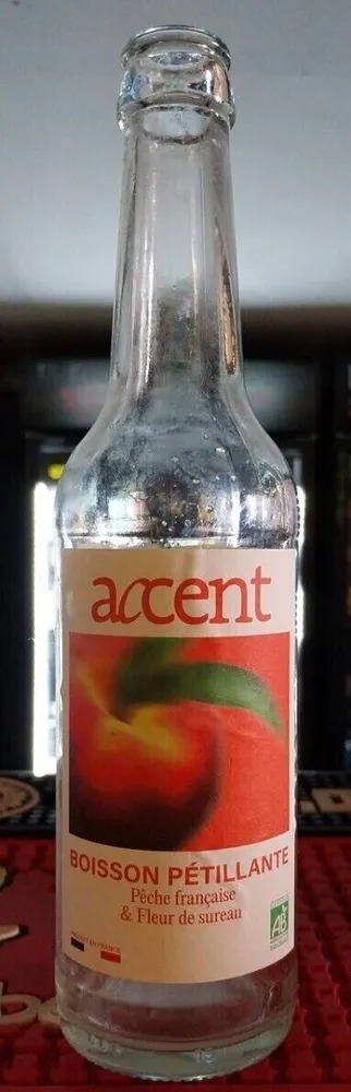 Boisson pétillante pêche et fleur de sureau