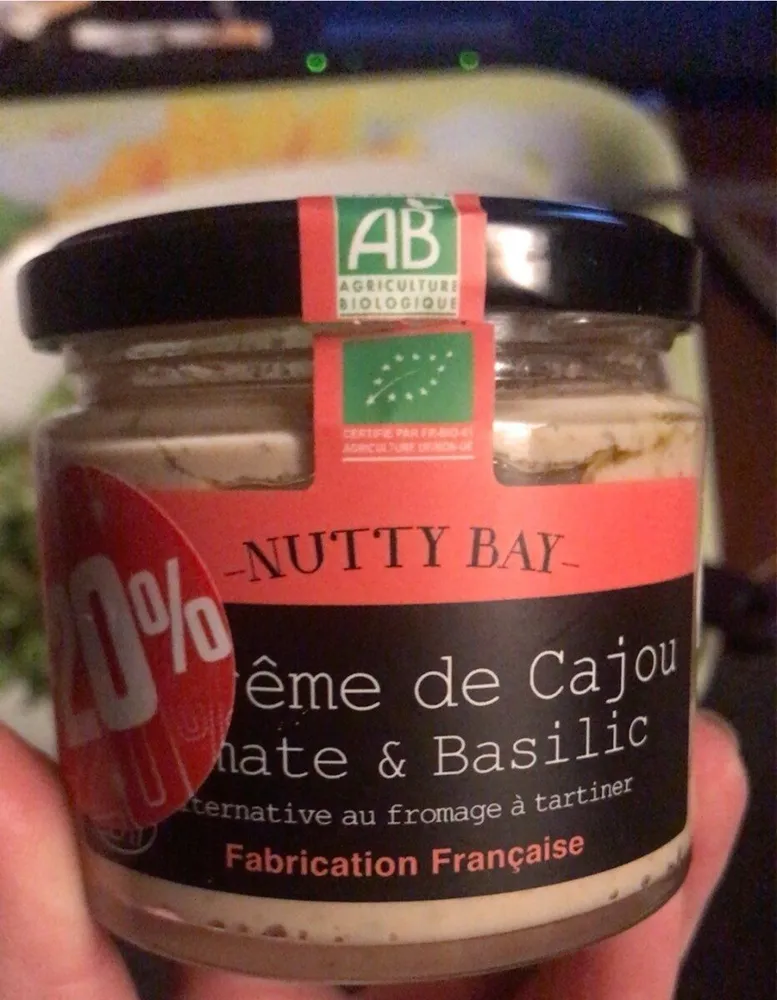 Crême de cajou tomate et basilic