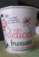 Yaourt brassé au lait entier de vache sur lit de confiture