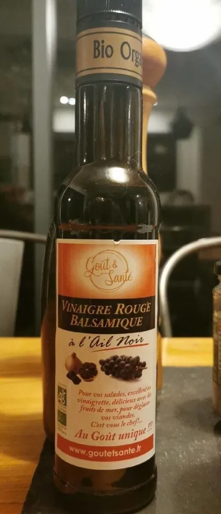 Vinaigre rouge balsamique à l'ail noir
