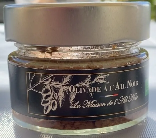 Olivade à l’ail noir