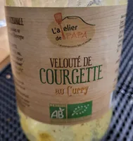 Velouté de courgettes au curry