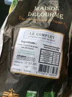 Pain complet cuit au feu de bois bio