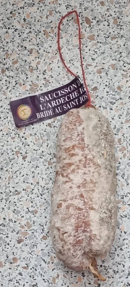 Saucisson de l'Ardèche bridé au St Joseph