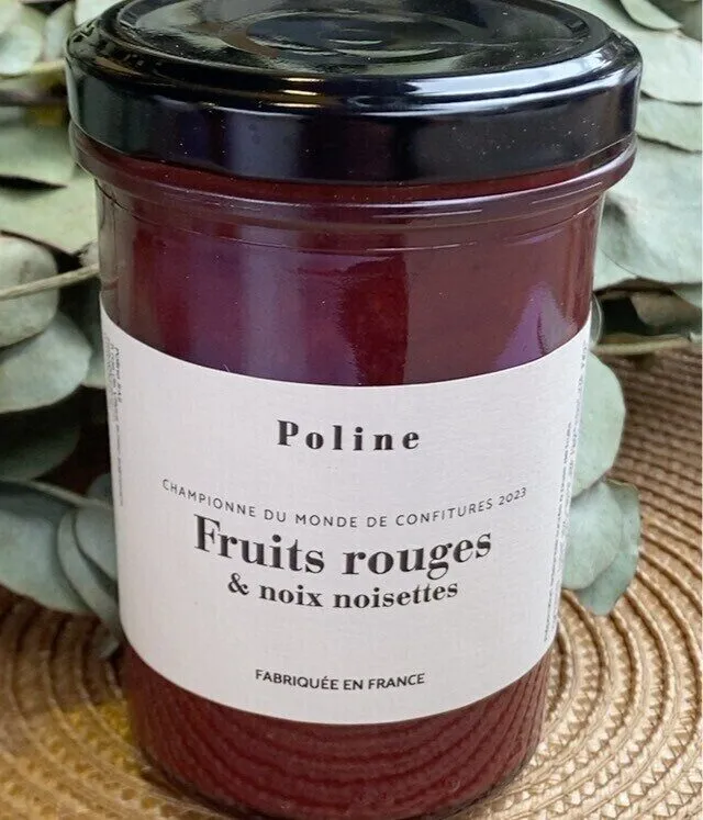 Fruits rouges noix noisettes