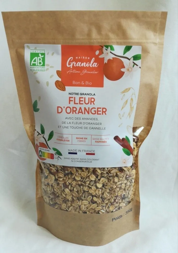 Granola à la fleur d'oranger et aux amandes