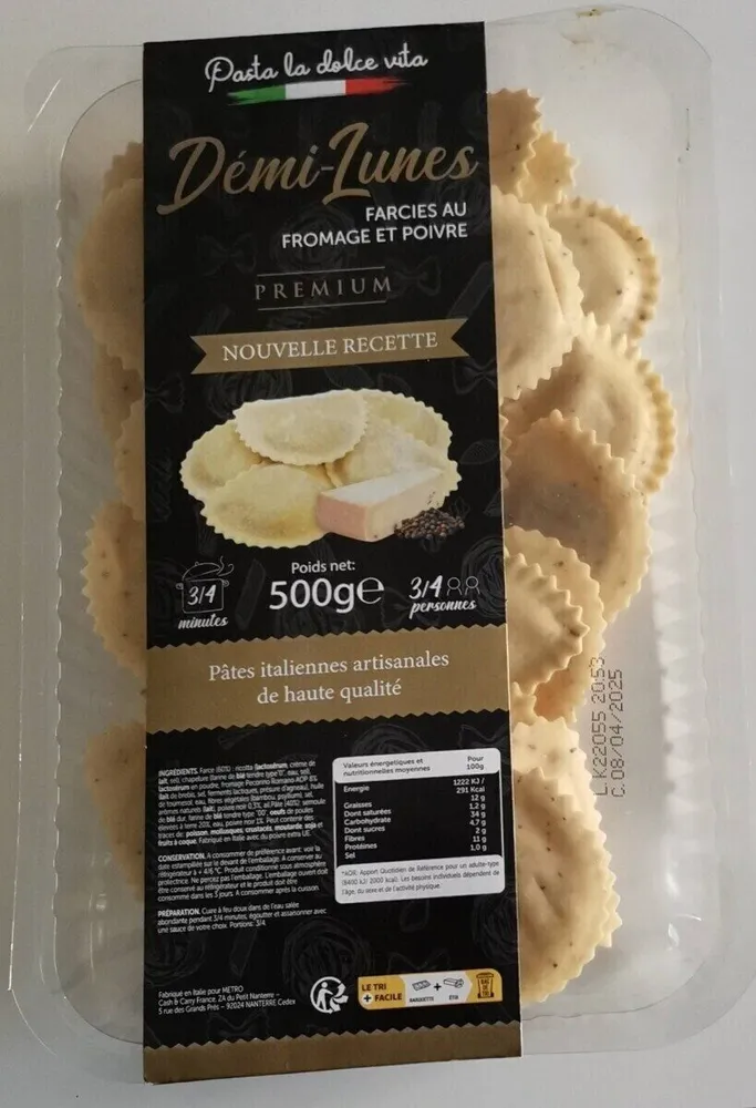Demi-Lunes FARCIES AU FROMAGE ET POIVRE
