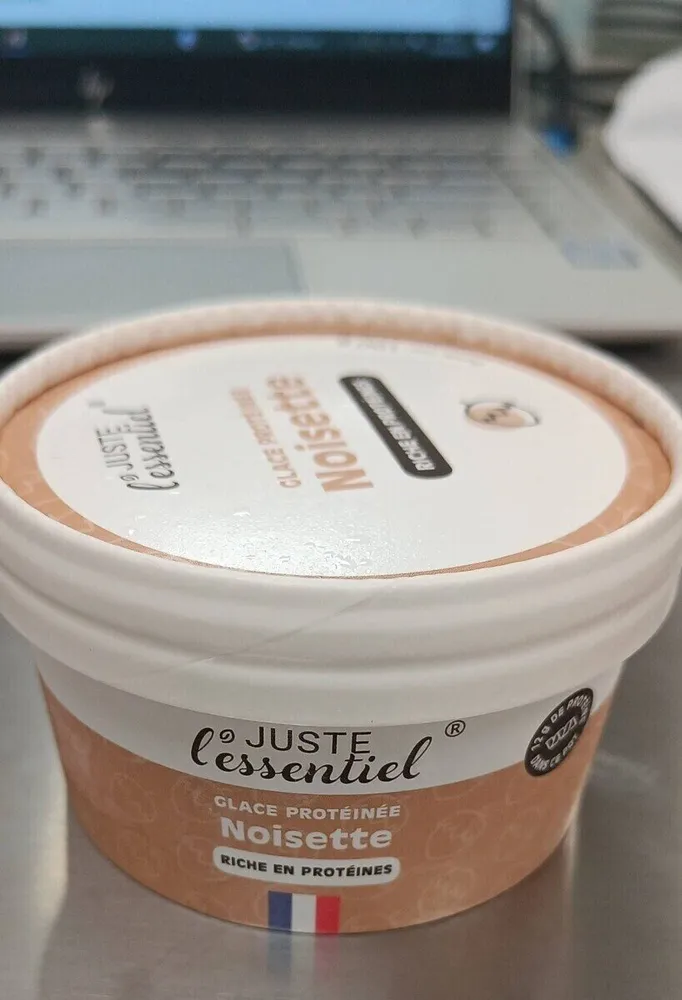 Glace protéinée noisette