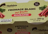 Fromage blanc sur fruits rhubarbe