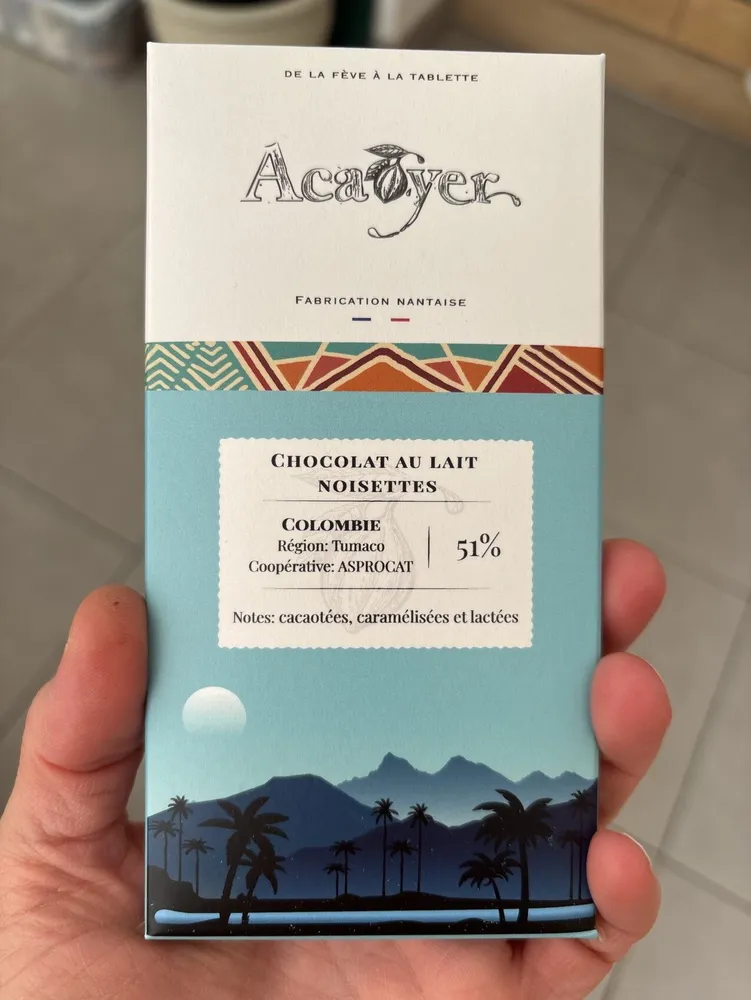 Chocolat Au Lait Noisettes Colombie
