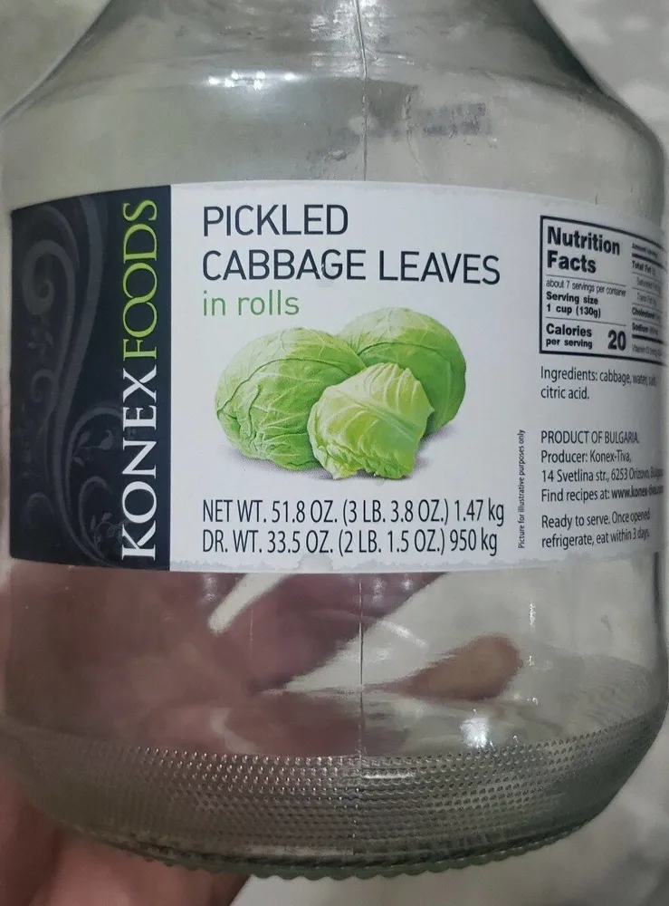 Pickled cabbage leaves