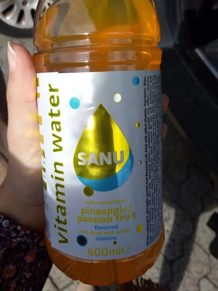Pineapple/passion fruit