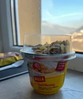 Good morning bifidus yogurt with strawberries