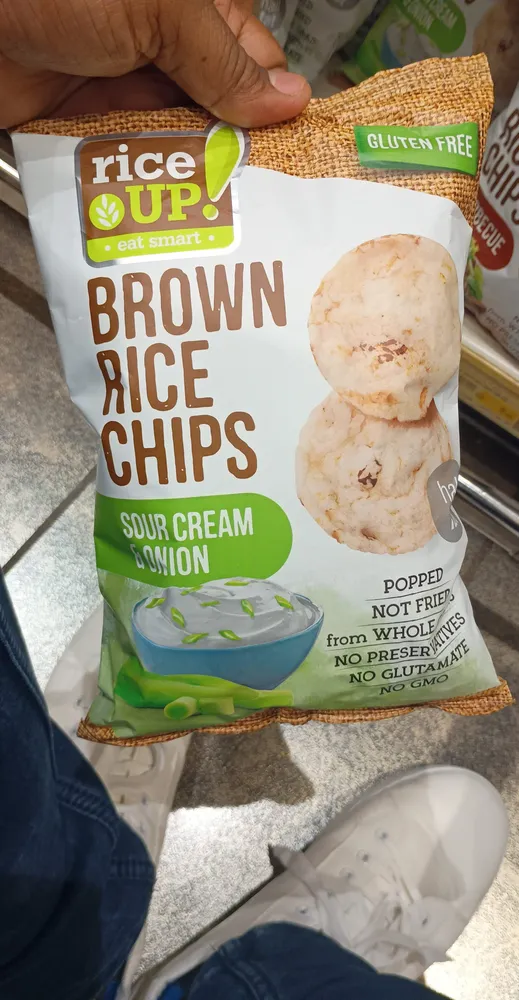 BROWN RICE CHIPS SOUR CREAM & ONION