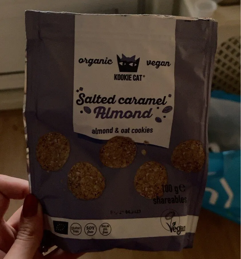 Salted caramel almond