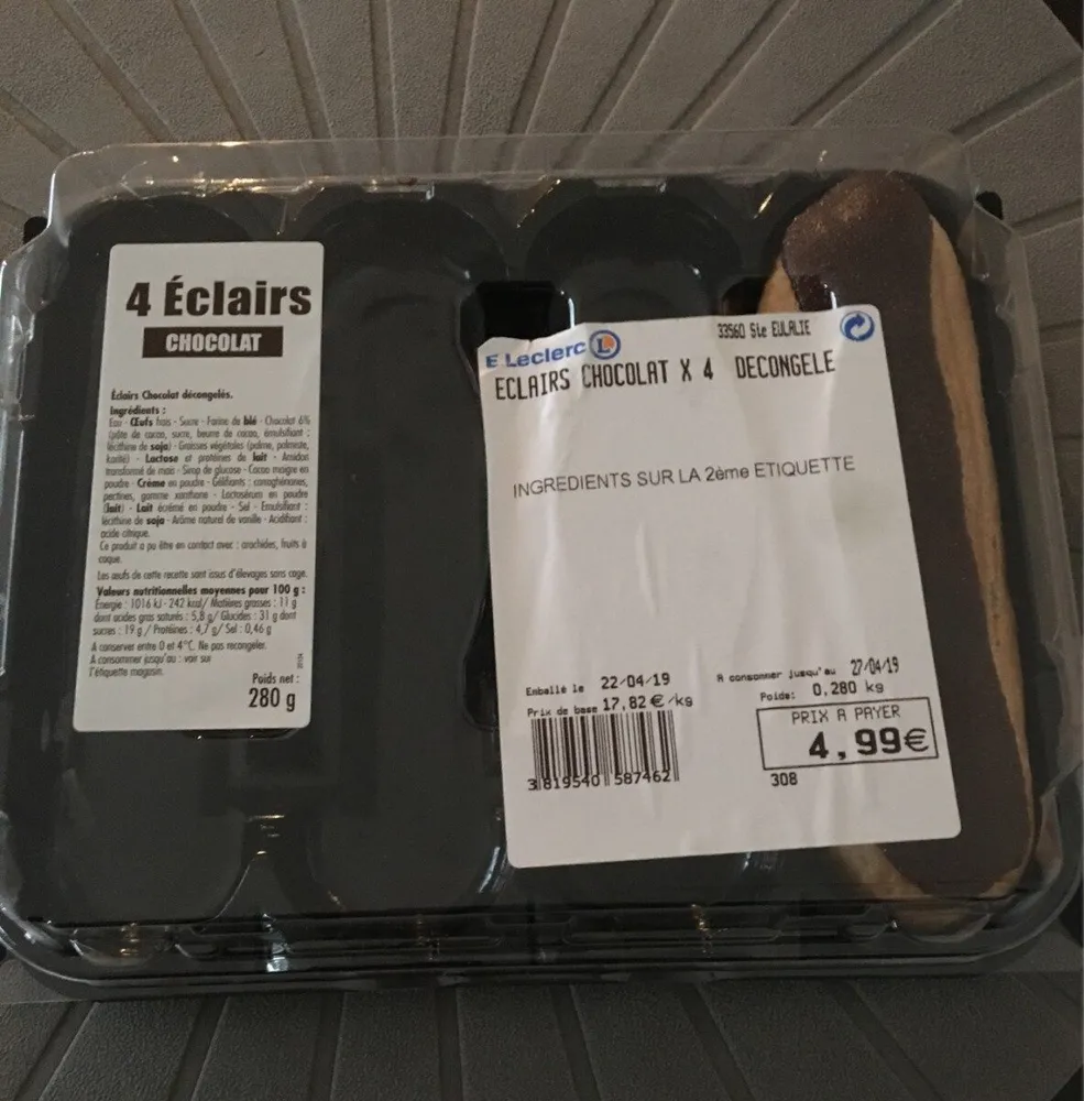 Eclaire au chocolat