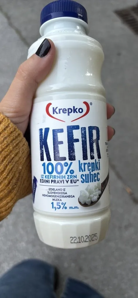 KEFIR krepki suhec