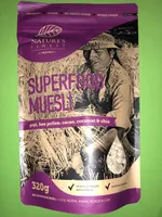 Nature’s Finest Superfood Muesli: Goji, Bee pollen, Cacao, Coconut & Chia