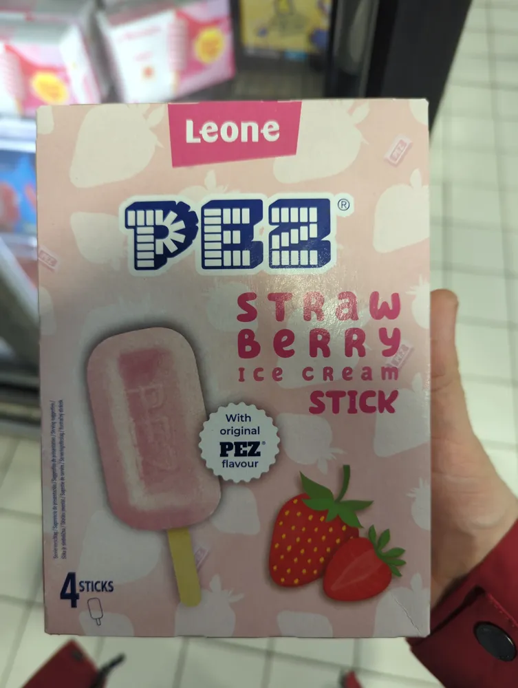STRAWBERRY ICE CREAM STICK