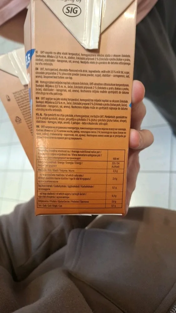 Chocolate-flavoured milk drink