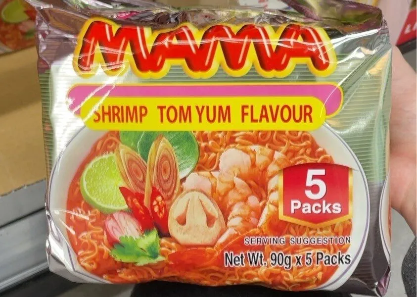 Oriental style instant noodles