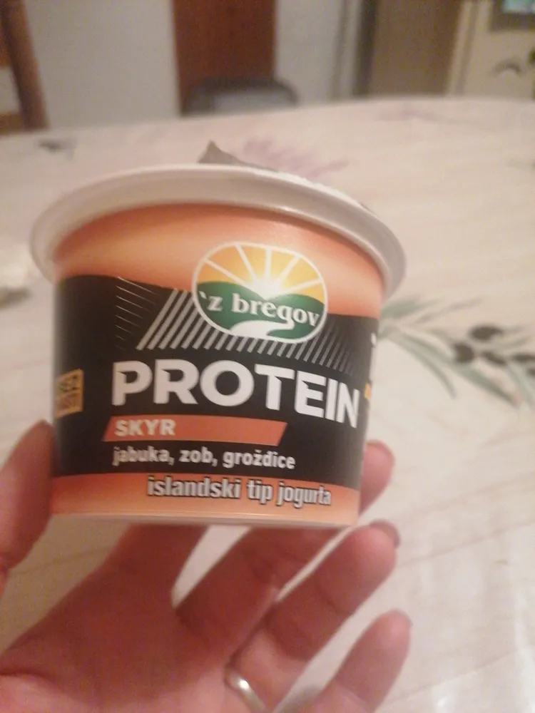 protein skyr jabuka, zob, groždice