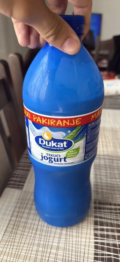 TEKUĆI jogurt