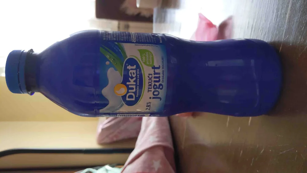Dukat tekući jogurt 2,8% m.m.