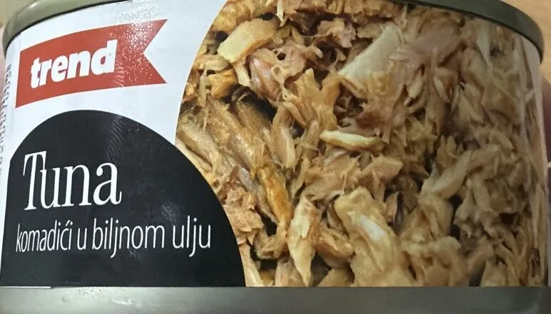 Komadici Tune U Biljnom Ulju