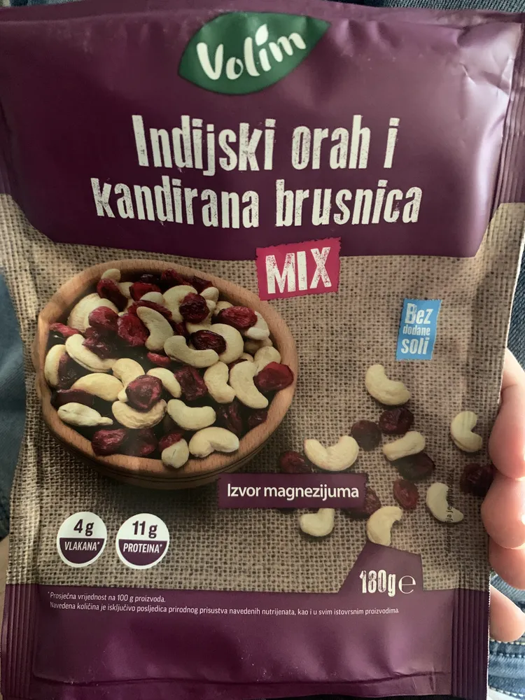Indijski orah i kandirana brusnica MIX