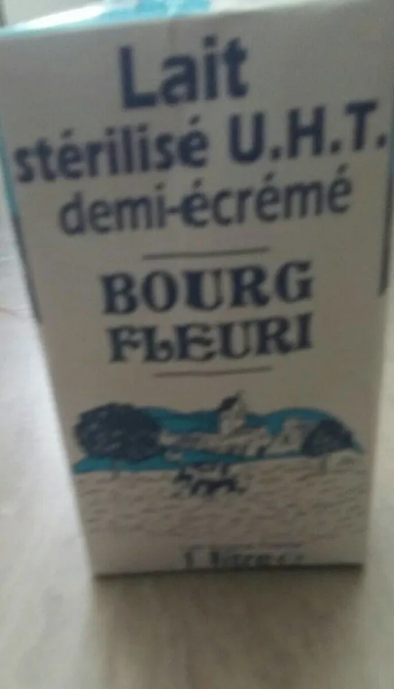 Lait stérilisé U.H.T. demi-ecrémè