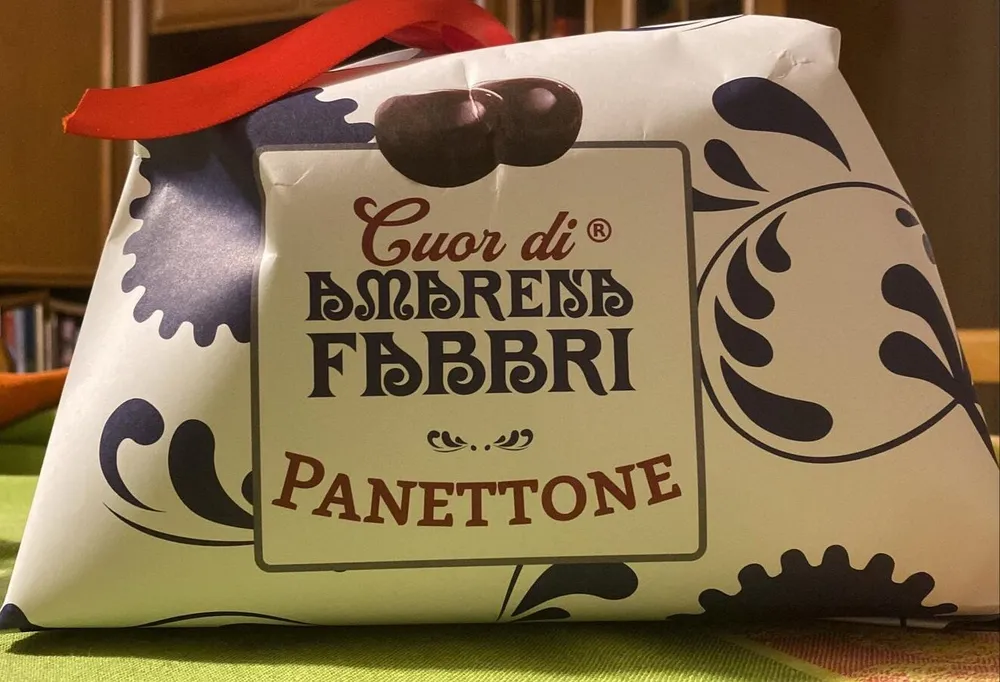 Cuor di Amarena Panettone