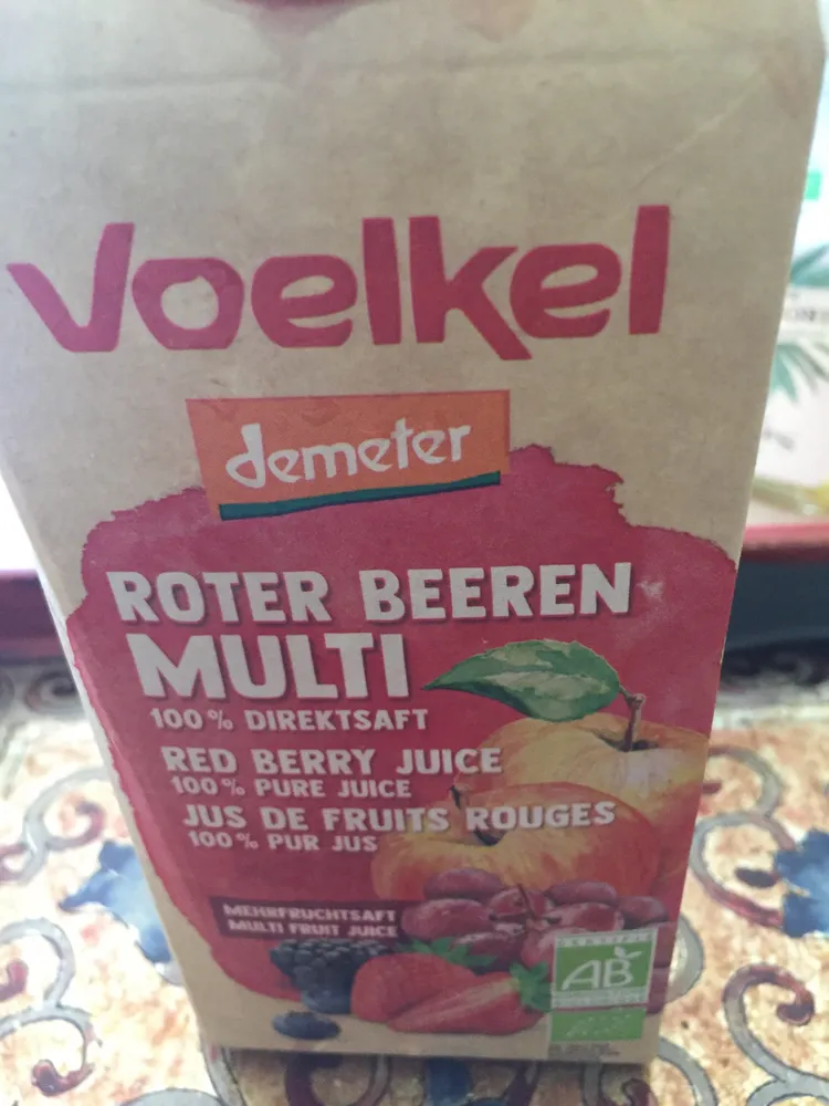 Jus de fruits rouges